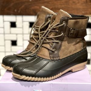 Like New Steve Madden rain boots size 6.5